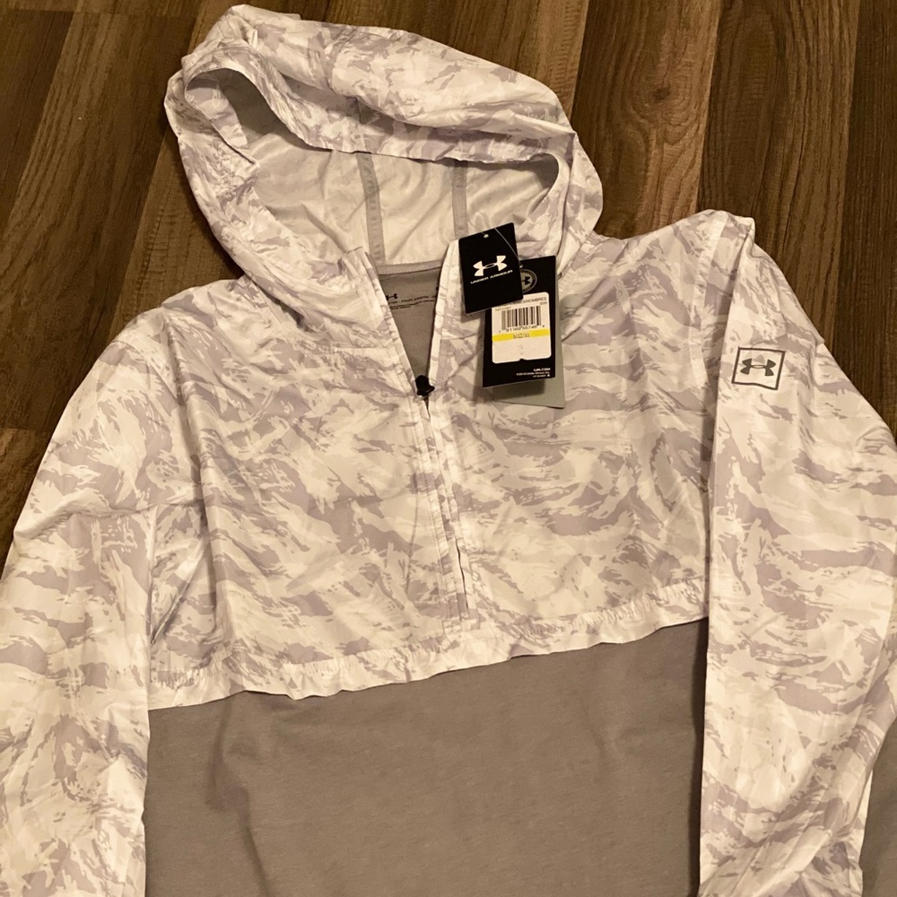 Under Armor Pullover